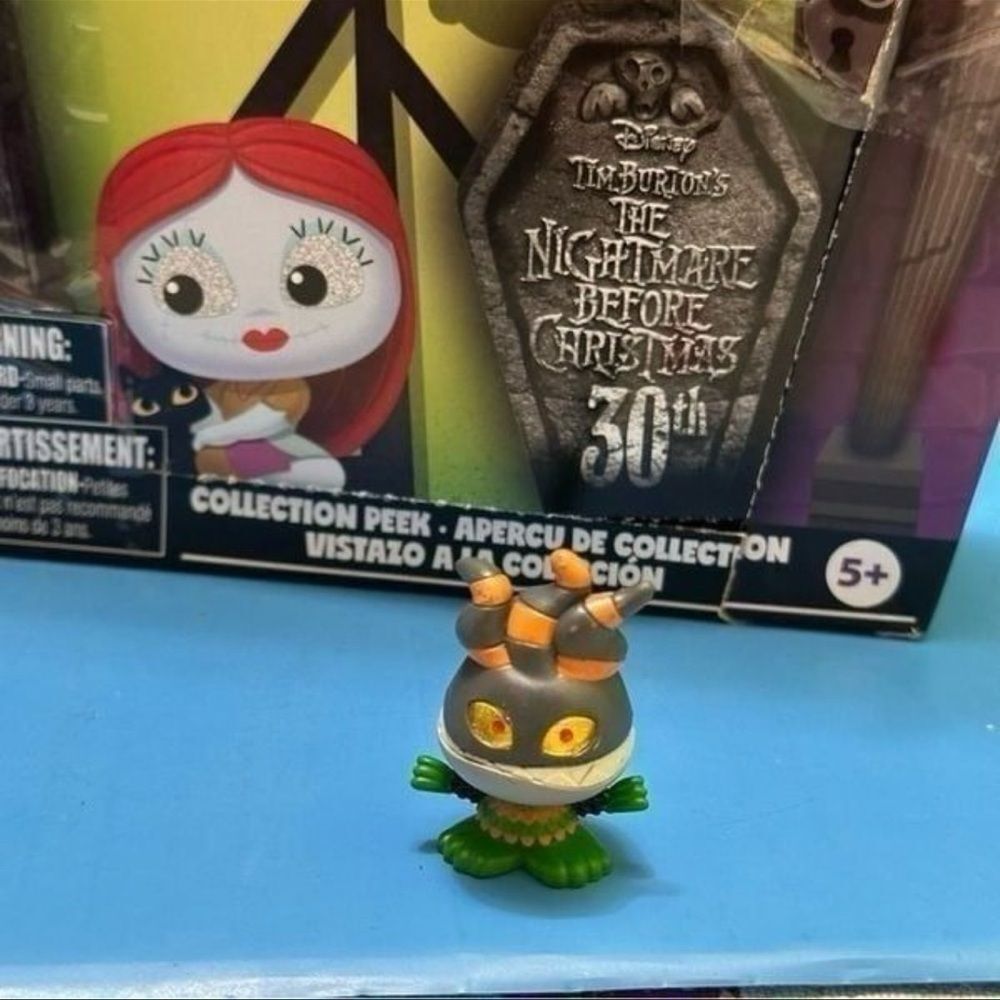 Disney Doorables The Nightmare Before Christmas Harlequin Demon mini figure